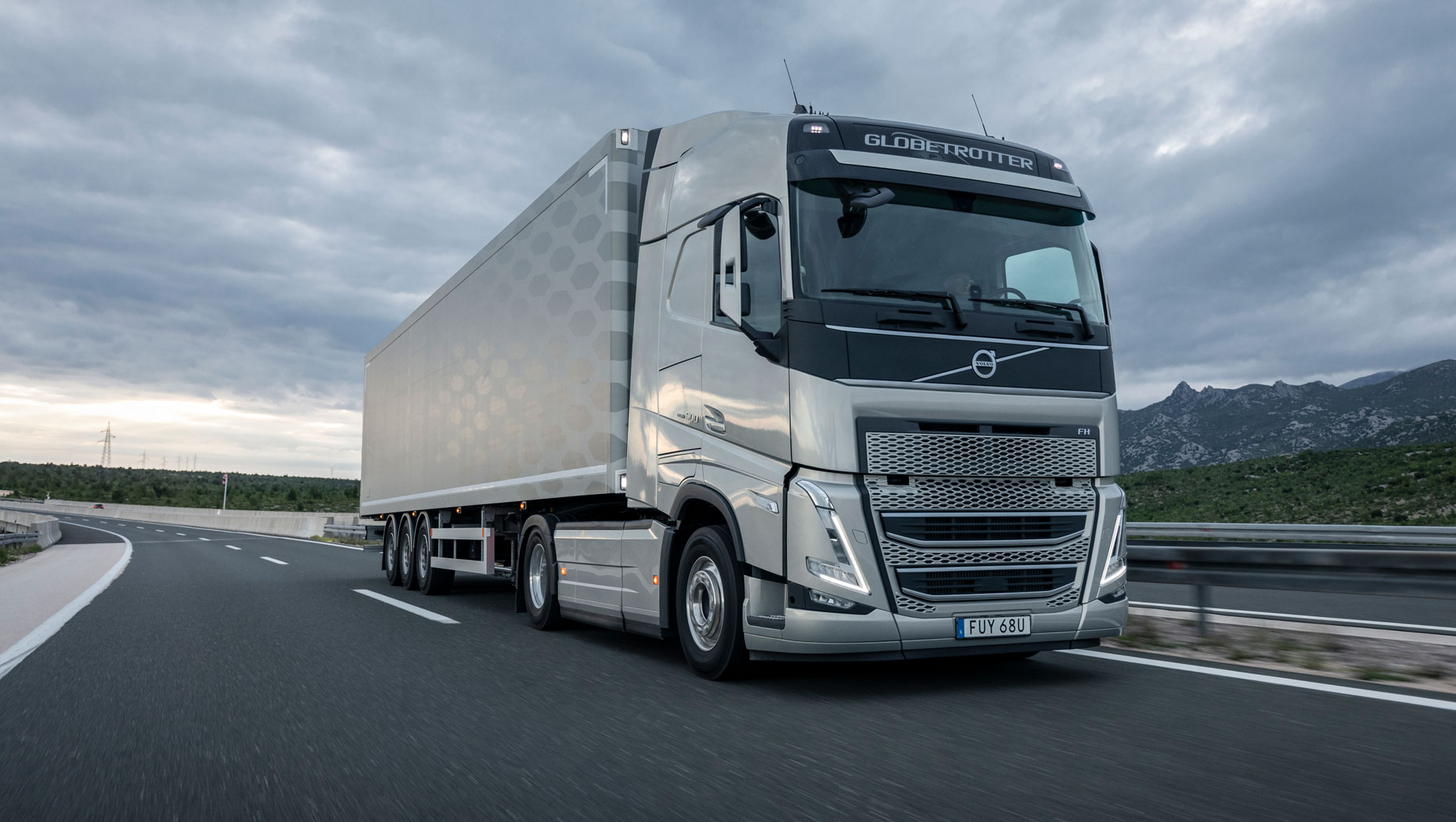 Volvo FH на европейской дороге